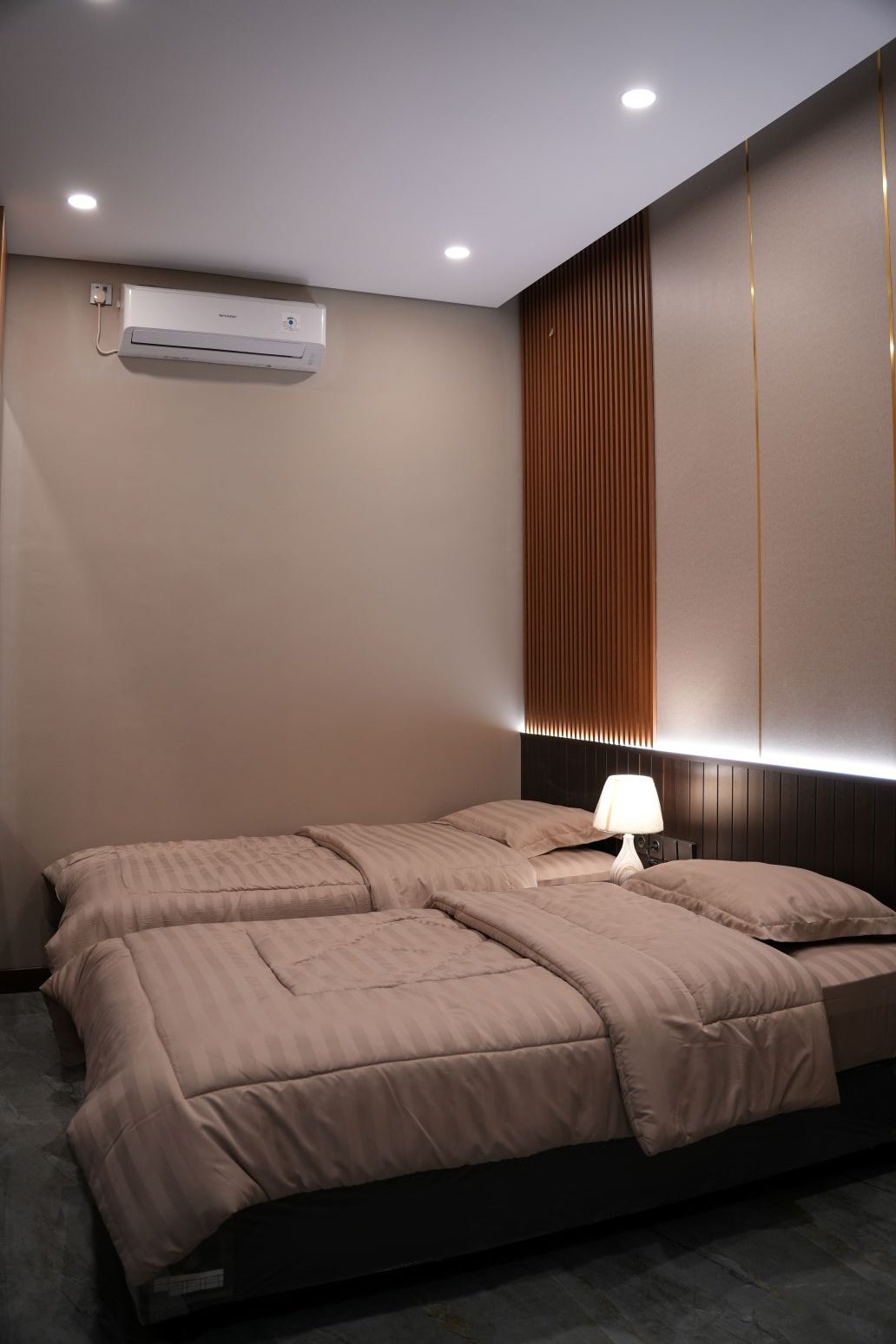 Deluxe Room 1