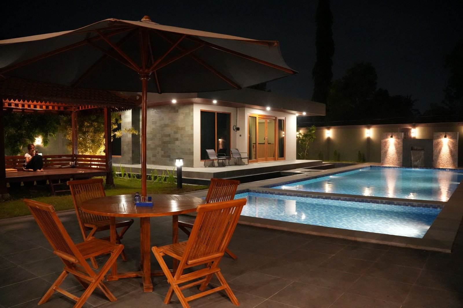 Private Pool